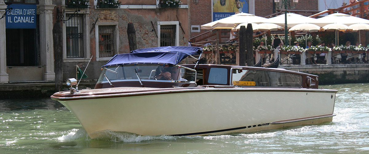 Bateau-taxi Venise